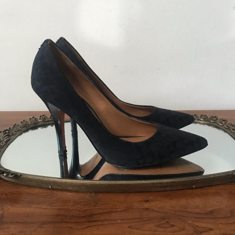 โ๏ธCoach Women's Black Heels ๐ - Picture 5 of 14